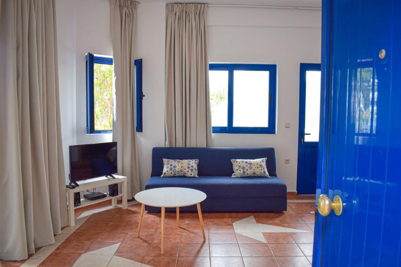 Muses Seaside Villas Parálion Ástros Exterior foto